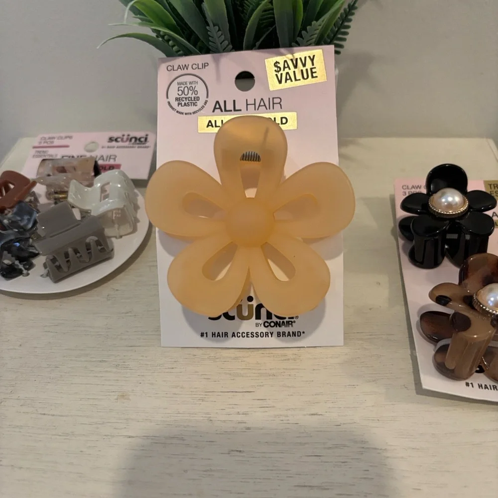 Assorted Claw Clips Bundle Scrunci Hair Clips Neutral Set Flower Clips